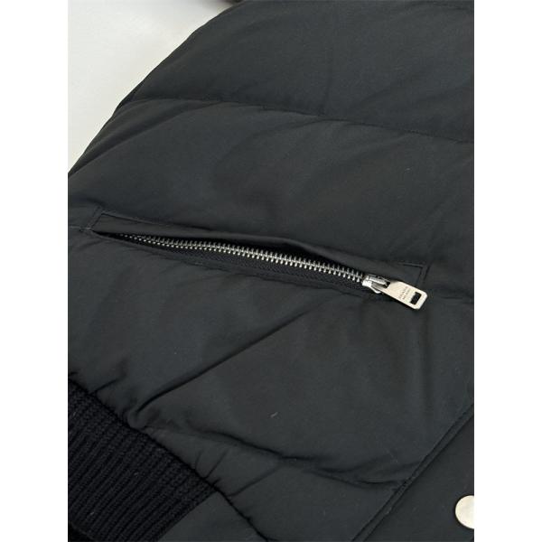 上質感漂う ダークグレー モダンキルト PRADA プラダ コピー 防寒ダウンジャケット