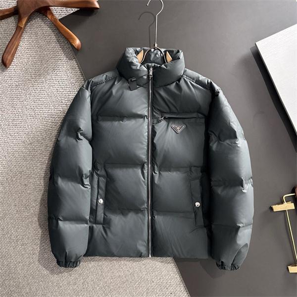 季節感香る オフホワイト ふんわりエレガント PRADA プラダ コピー ダウンジャケット