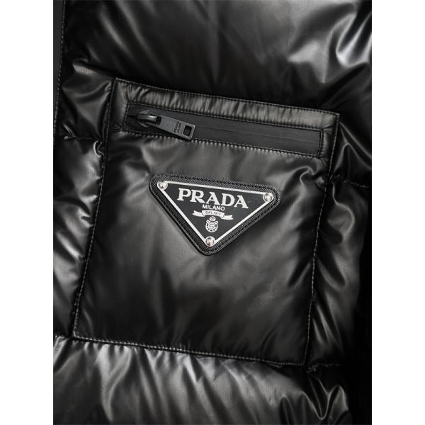 冬映えライトグレーカラー 上品暖か 2025秋冬快適 人気 PRADA プラダ スーパーコピー ダウンジャケット