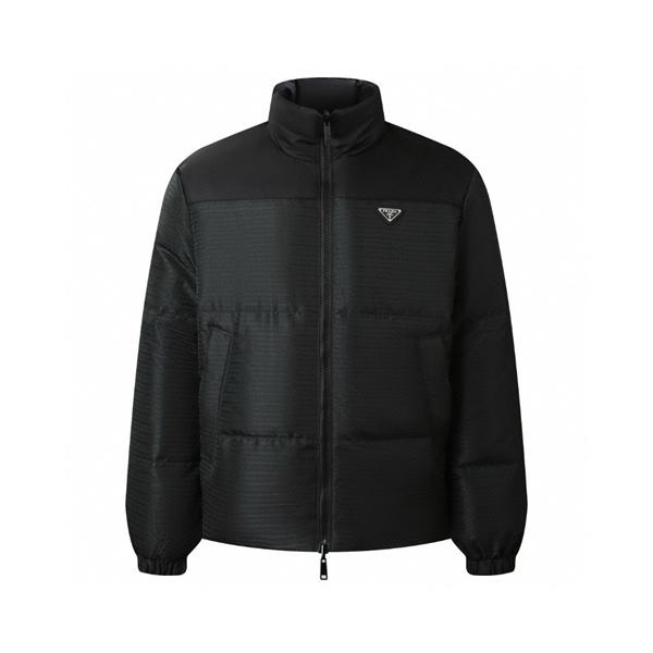 プラダ ブラック シンプル 防寒性 2025秋冬 PRADA プラダ コピー ダウンジャケット メンズ おすすめ
