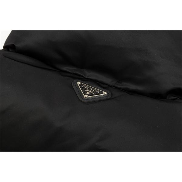 ブラック ダウンベスト ハイネック 高品質秋 PRADA プラダ 偽物 冬定番アイテム