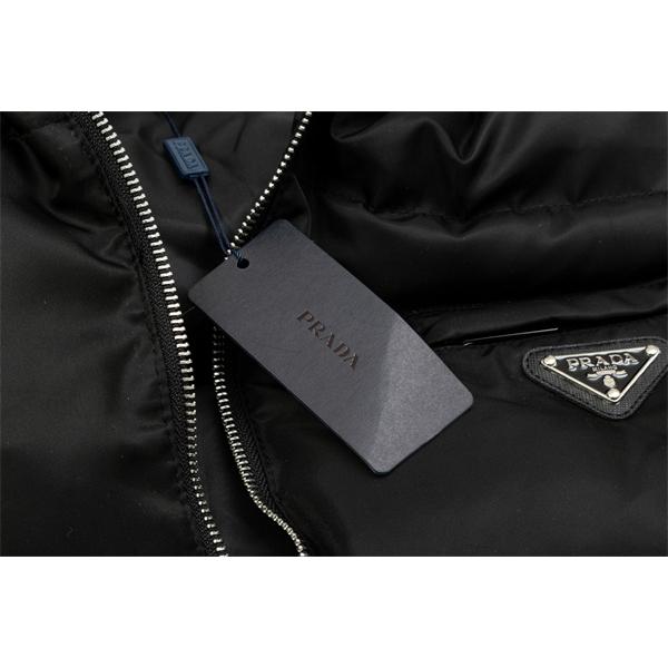ブラック ダウンベスト ハイネック 高品質秋 PRADA プラダ 偽物 冬定番アイテム