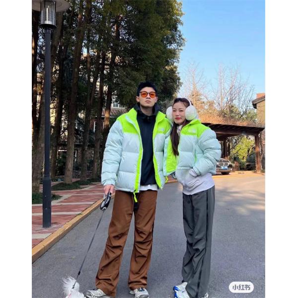 The North Face スーパーコピー 蛍光グリーン拼色ダウンジャケット カップル風 2025秋冬彩り ザノースフェイス