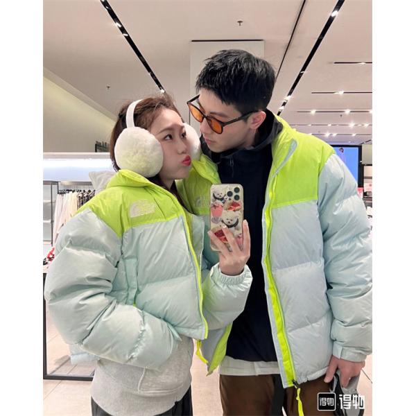 The North Face スーパーコピー 蛍光グリーン拼色ダウンジャケット カップル風 2025秋冬彩り ザノースフェイス
