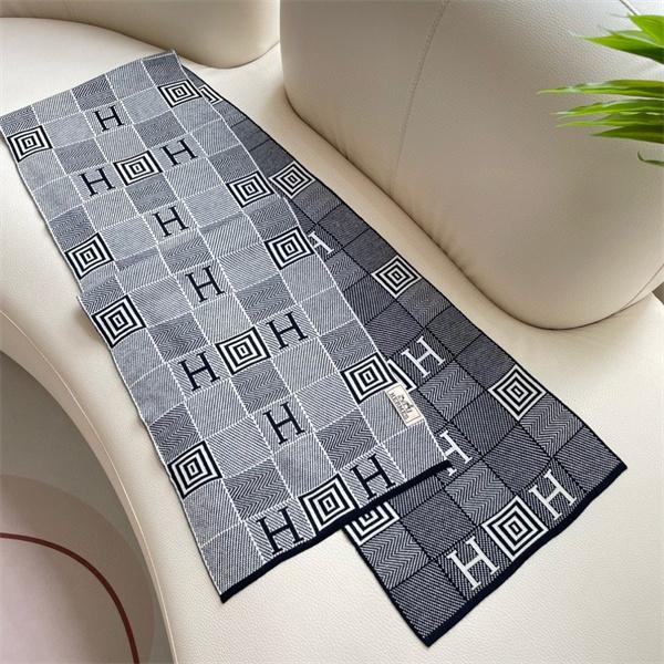 幾何 H ロゴ柄 シックモノクロ HERMES エルメス 偽物 マフラー 秋冬高品質アクセサリー