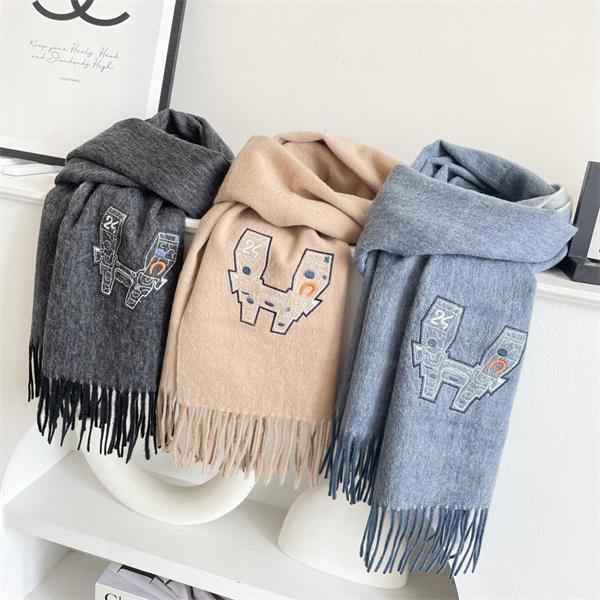 3 色アート刺繍 奢華風 エルメス コピー マフラー 秋冬保温 高品質定番 HERMES