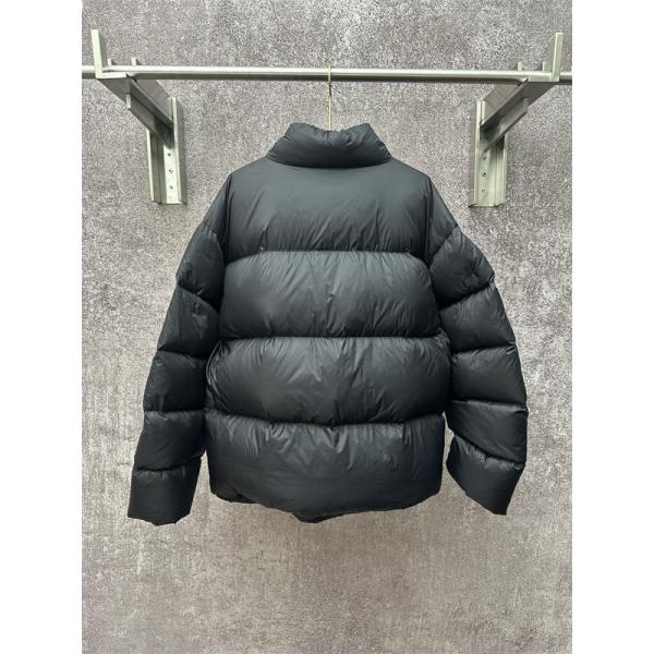 BALENCIAGA ブラックパフ型 クラシック無難 バレンシアガ コピー ダウンジャケット 秋冬高品質アウター