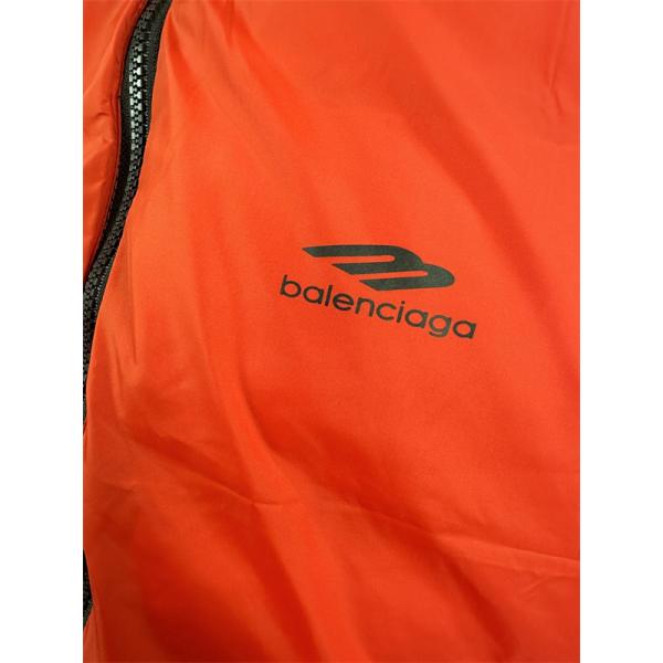 ネイビーレッド裏地 コントラストデザイン バレンシアガ コピー ダウンジャケット 秋冬高品質アウター