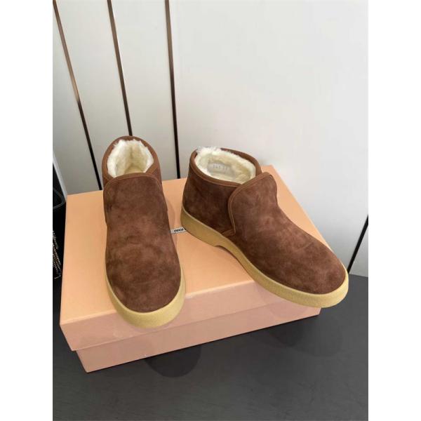 Miu Miu ミュウミュウ コピー 激安 秋冬新作 羊毛 Snow Boots レディース 防寒 スエード ショート丈 雪地靴 ふわふわ裏毛