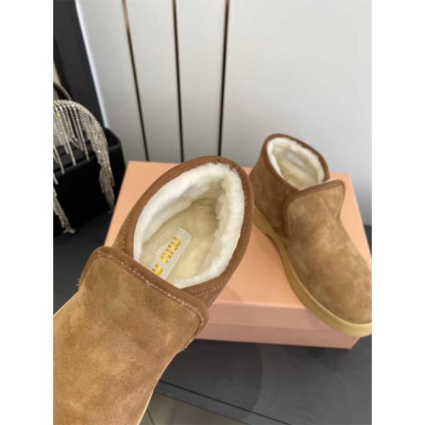 Miu Miu ミュウミュウ コピー 激安 秋冬新作 羊毛 Snow Boots レディース 防寒 スエード ショート丈 雪地靴 ふわふわ裏毛