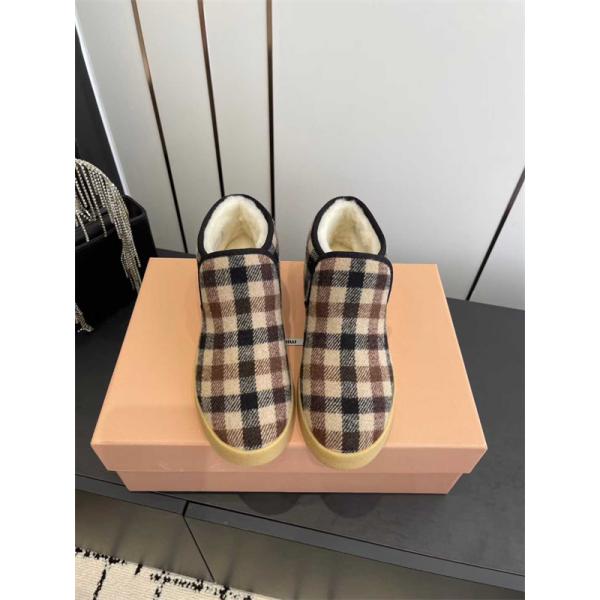 Miu Miu ミュウミュウ コピー 激安 秋冬新作 羊毛 Snow Boots レディース 防寒 スエード ショート丈 雪地靴 ふわふわ裏毛