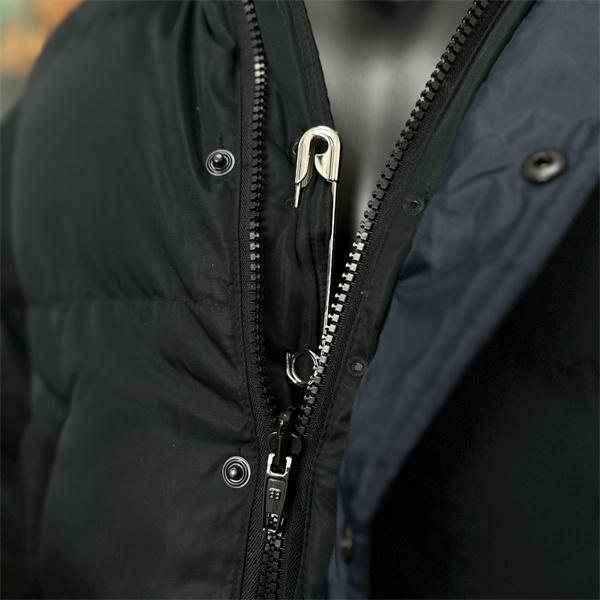 ブラッククラシックロゴ レトロ風 バレンシアガ 偽物 ダウンジャケット 人気急上昇 BALENCIAGA