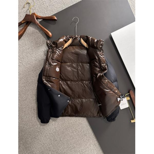 ベージュカラーブロック 立領 モンクレール コピー ダウンジャケット MONCLER 秋冬必須アイテム