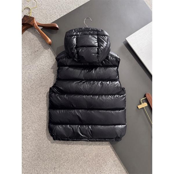 ホワイトフード付 軽量スタイル MONCLER モンクレール コピー ダウンベスト 秋冬温かさ重視