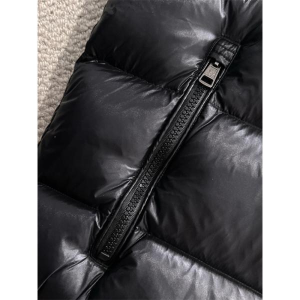ホワイトフード付 軽量スタイル MONCLER モンクレール コピー ダウンベスト 秋冬温かさ重視