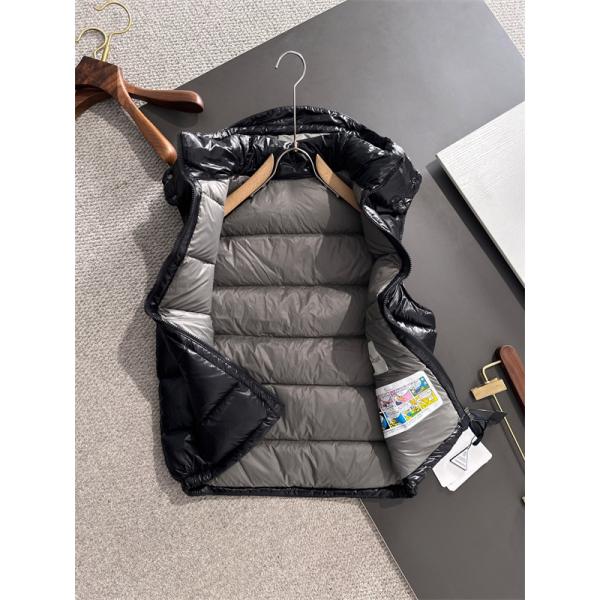 ホワイトフード付 軽量スタイル MONCLER モンクレール コピー ダウンベスト 秋冬温かさ重視