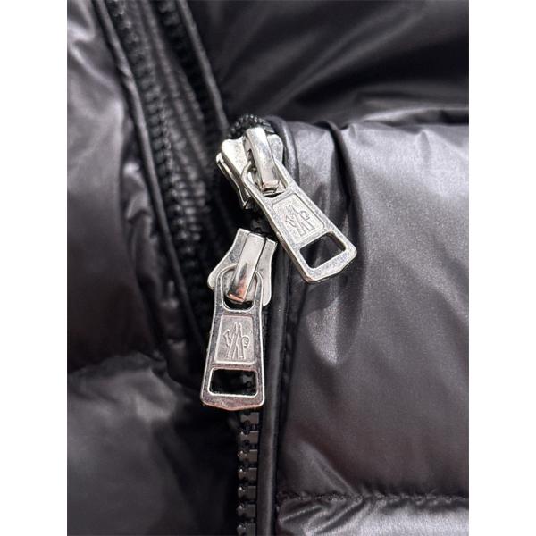 ブラック光沢感 フード付 モンクレール スーパーコピー ダウンベスト 秋冬コーデ MONCLER
