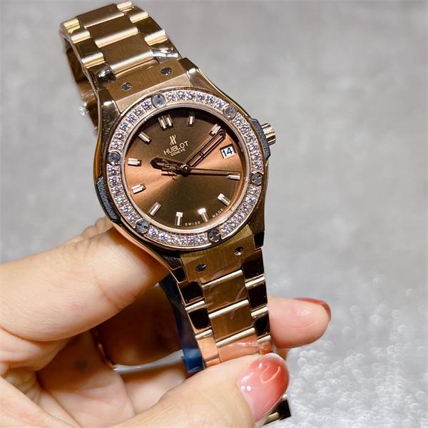 HUBLOT ブラックダイヤモンド装飾 シルバーブレス ユブロット コピー 時計 フェミニン 高品質 腕時計