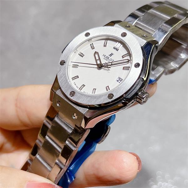 マルチカラーメタルブレス ユブロット HUBLOT コピー 時計 3 種デザイン 高品質 腕時計