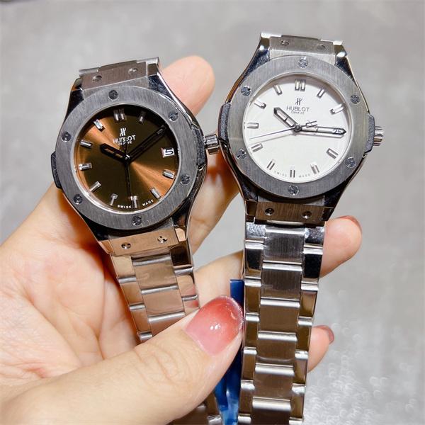 マルチカラーメタルブレス ユブロット HUBLOT コピー 時計 3 種デザイン 高品質 腕時計
