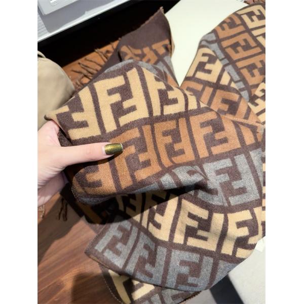 FENDI フェンディ 2025秋冬新作 FFカリグラフィー リバーシブル ウールカシミヤマフラー 65×195cm