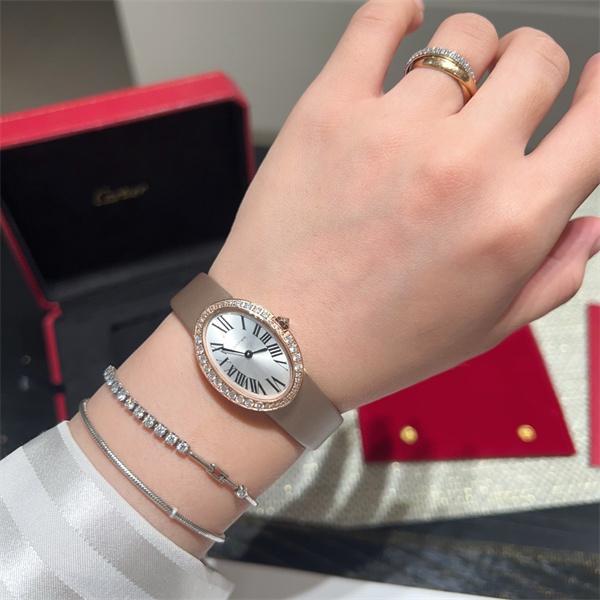 Cartier カルティエ Baignoire（バニワール） コレクション レディース コピー 腕時計 スイス製クォーツ ローマ数字インデックス 人気定番