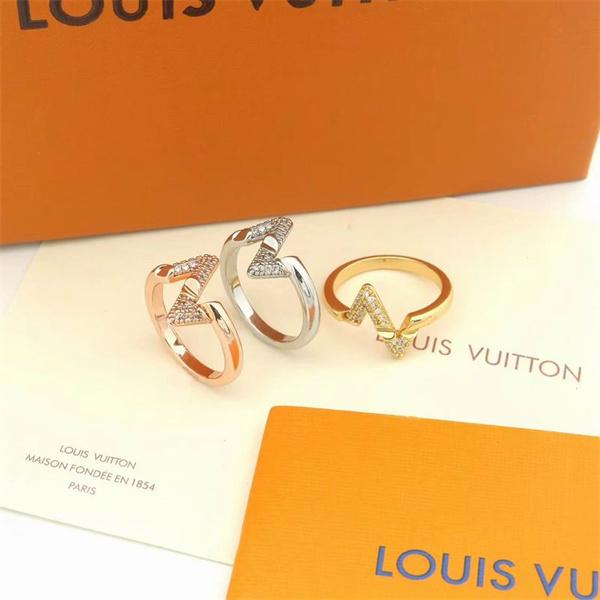 イニシャルアクセント スリムバンド  ルイヴィトン ユニセックス コピー指輪 LOUIS VUITTON