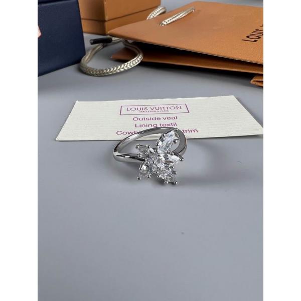 クリスタル輝き ローズゴールド調 LOUIS VUITTON ルイヴィトン レディース 指輪 コピー パーティー用