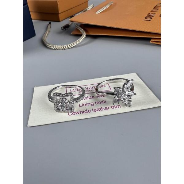 クリスタル輝き ローズゴールド調 LOUIS VUITTON ルイヴィトン レディース 指輪 コピー パーティー用