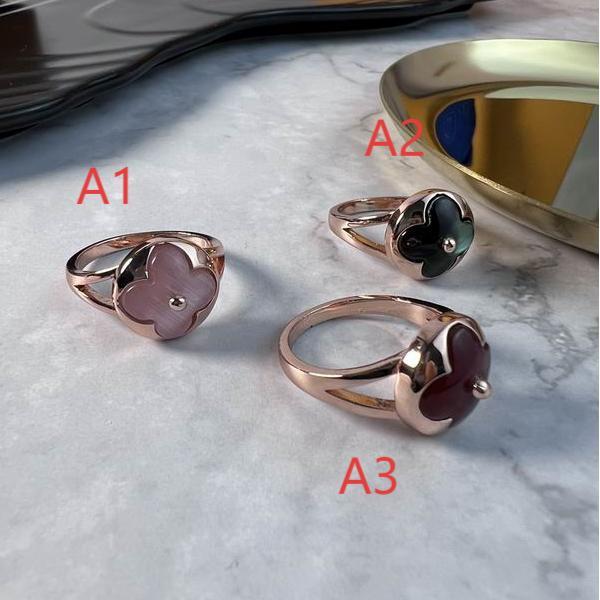 2025秋冬 流れる筆致 ゴールドトーン ルイヴィトン LOUIS VUITTON コピー指輪 レディース エレガント