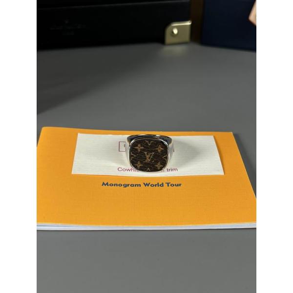 LOUIS VUITTON レディース指輪 モノグラムエンボス シルバー調 ルイヴィトン コピー  クラシック