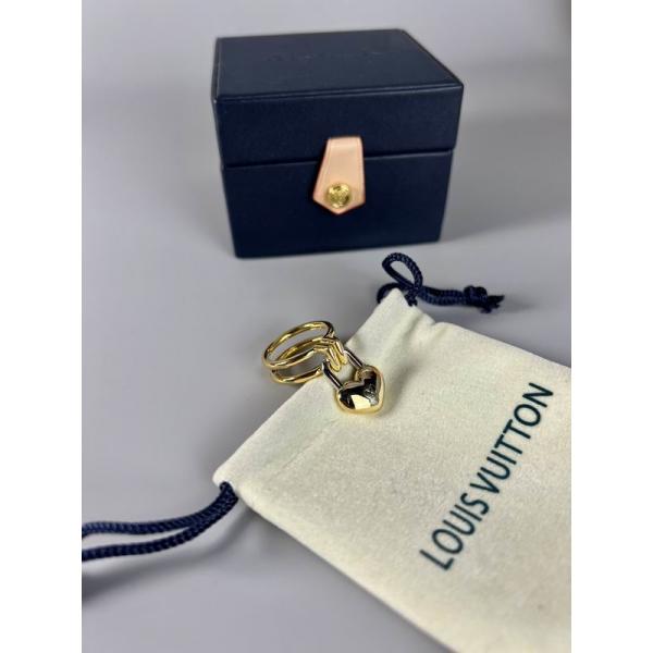 ロゴ刻印 シンプルバンド ミニマル ルイヴィトン LOUIS VUITTON スーパーコピー ユニセックス指輪