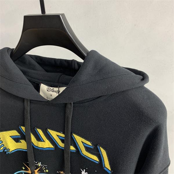 GUCCI コピー パーカー 保温性抜群 ブラック グッチ ユニセックス トレンディ 秋冬必須アイテム