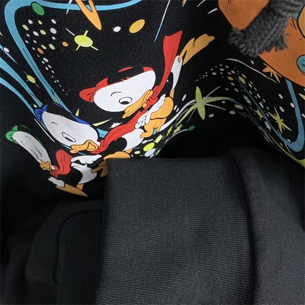 GUCCI コピー パーカー 保温性抜群 ブラック グッチ ユニセックス トレンディ 秋冬必須アイテム