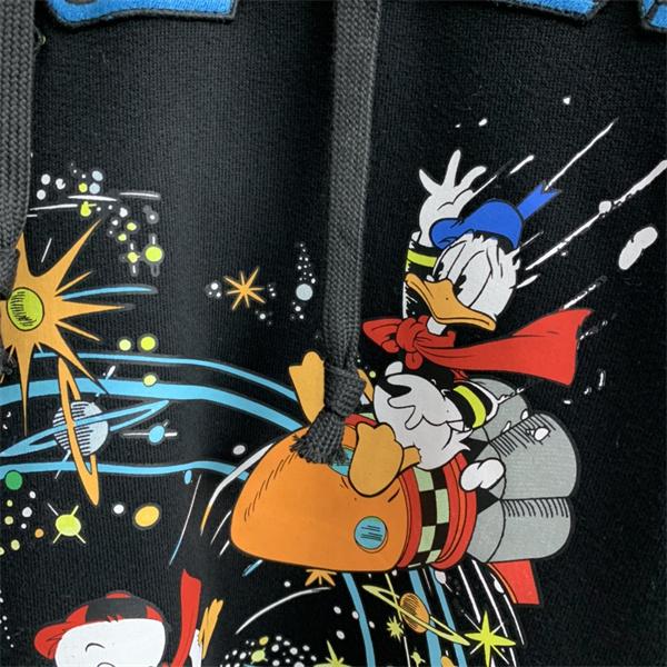 GUCCI コピー パーカー 保温性抜群 ブラック グッチ ユニセックス トレンディ 秋冬必須アイテム