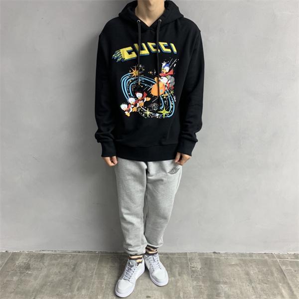 GUCCI コピー パーカー 保温性抜群 ブラック グッチ ユニセックス トレンディ 秋冬必須アイテム