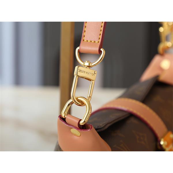 ラシックモノグラム レザーアクセント ルイヴィトン Louis Vuitton アンダーアームバッグ コピー レディース エレガント