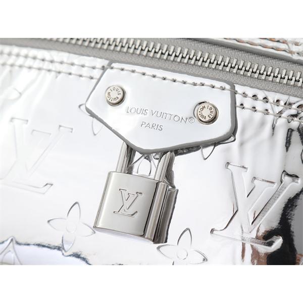 シルバーメタリック Louis Vuitton 刻印ロゴ ルイヴィトン ミニボックスバッグ 偽物 レディース フューチャリスティック