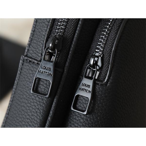 ブラックレザー 多ポケット ルイヴィトン チェストバッグ スーパーコピー メンズ ビジネス Louis Vuitton