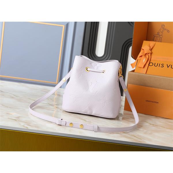 ゴールドチェーン エンボスロゴ ルイヴィトン Louis Vuitton バケットバッグ スーパーコピー レディース エレガント