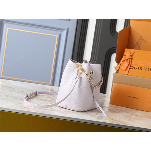 ゴールドチェーン エンボスロゴ ルイヴィトン Louis Vuitton バケットバッグ スーパーコピー レディース エレガント