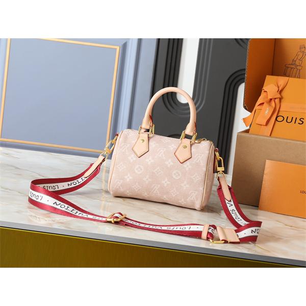 Louis Vuitton ピンクモノグラム キャットアクセサリー ルイヴィトン ボストンバッグ コピー レディース キュート