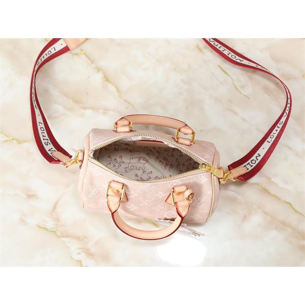 Louis Vuitton ピンクモノグラム キャットアクセサリー ルイヴィトン ボストンバッグ コピー レディース キュート