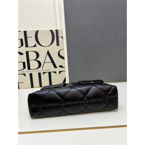 ブラックレザー ダブルポケット CHANEL シャネル ショルダーバッグ コピー レディース ユーティリティ