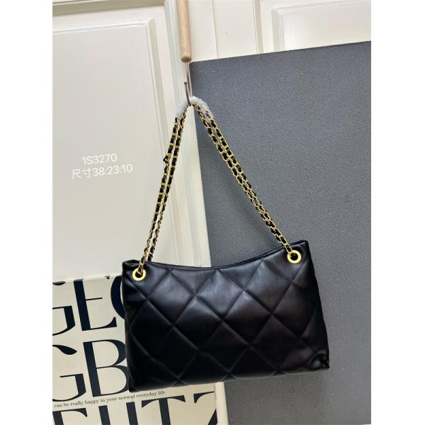 ブラックレザー ダブルポケット CHANEL シャネル ショルダーバッグ コピー レディース ユーティリティ