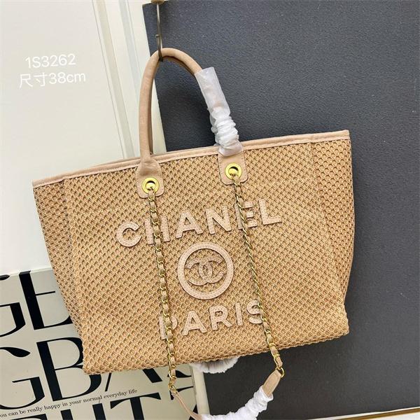 サマー草編み ロゴプレート シャネル トートバッグ スーパーコピー 1S3262 レディース クール CHANEL