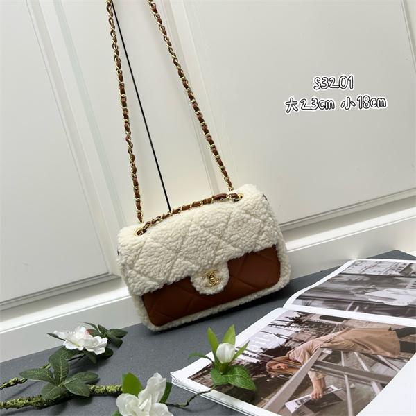 ラムファーレザー ミニサイズ シャネル ショルダーバッグ コピー S3201 CHANEL レディース フェミニン