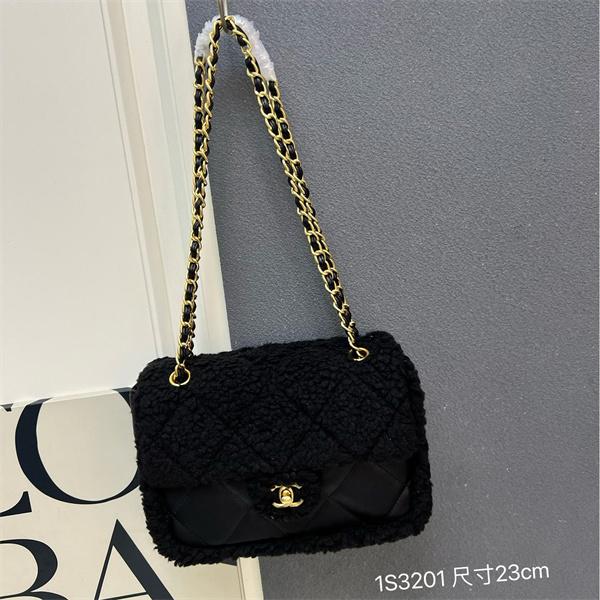 ブラックラムファー CHANEL 菱格ロゴ シャネル ショルダーバッグ スーパーコピー 1S3201 レディース エレガント