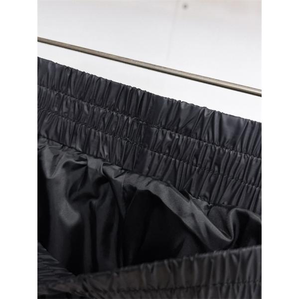 ブラックダッフル ストレートロゴ 2025秋冬 モンクレール MONCLER コピーパンツ ユニセックス クラシック