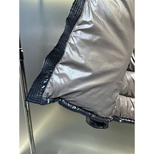 ブラックダウン アウトドアロゴ 秋冬機能性 モンクレール MONCLER コピージャケット スタイリッシュ